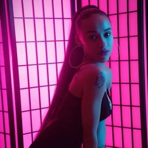 Meet your Posher, Stacey